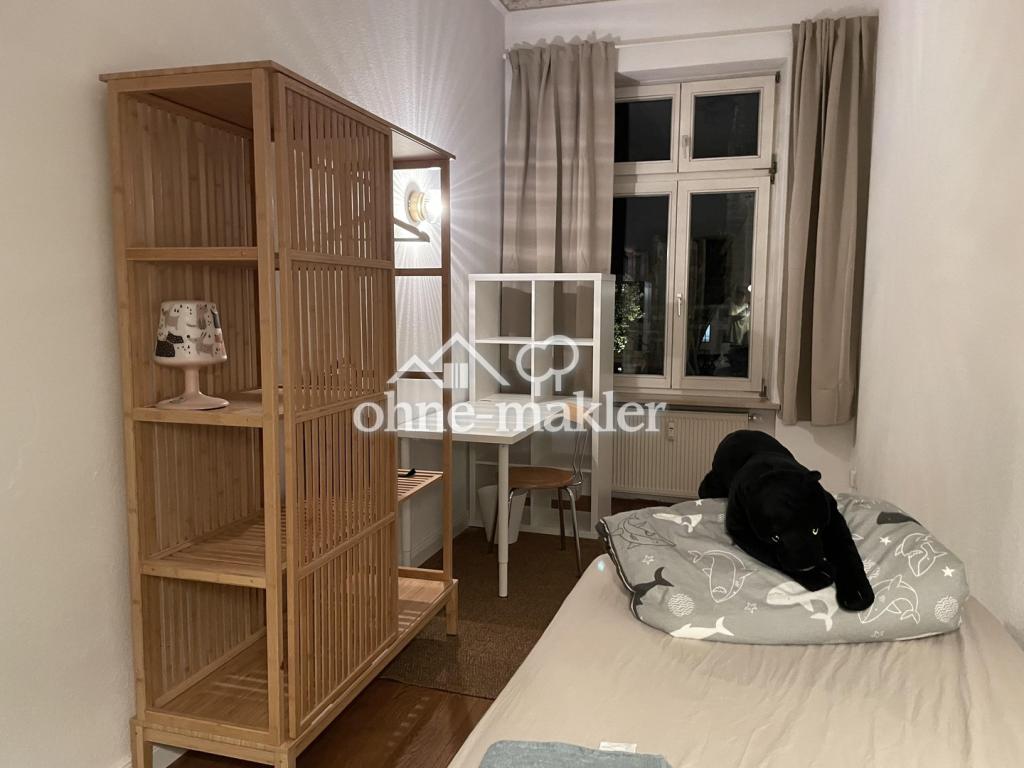Elegantes und möbliertes 4-Room Apartment with Balcony in Leipzig’s Prestigious Musikviertel - Photo 2