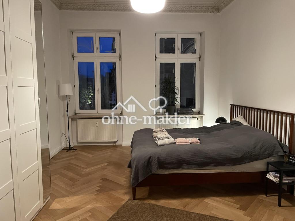Elegantes und möbliertes 4-Room Apartment with Balcony in Leipzig’s Prestigious Musikviertel - Photo 5