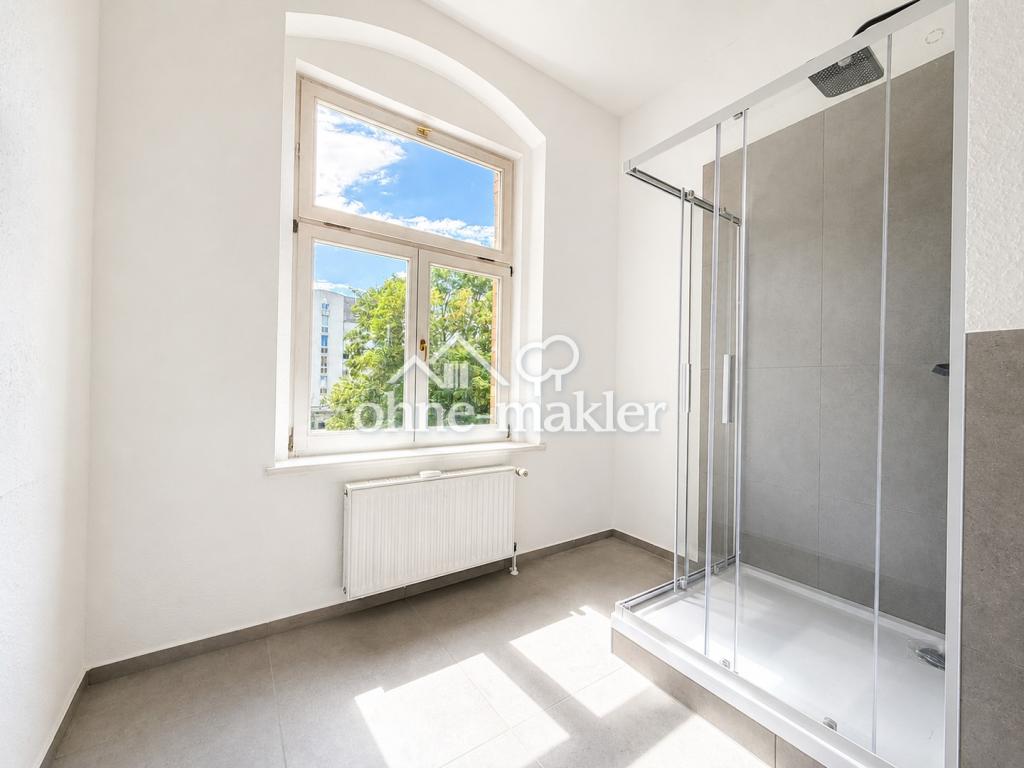 *NEU* 4- Zimmer Wohnung- Erstbezug nach Sanierung- sofort Verfügbar - Foto 2