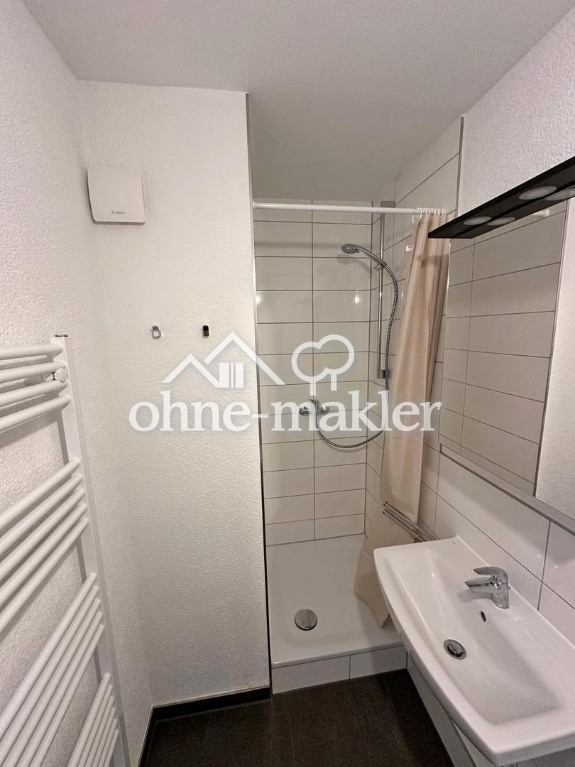 Saniertes + teilmöbliertes 1-Zimmer-Apartment mit EBK in Innenstadtlage nahe Ludwigsplatz! - Photo 1