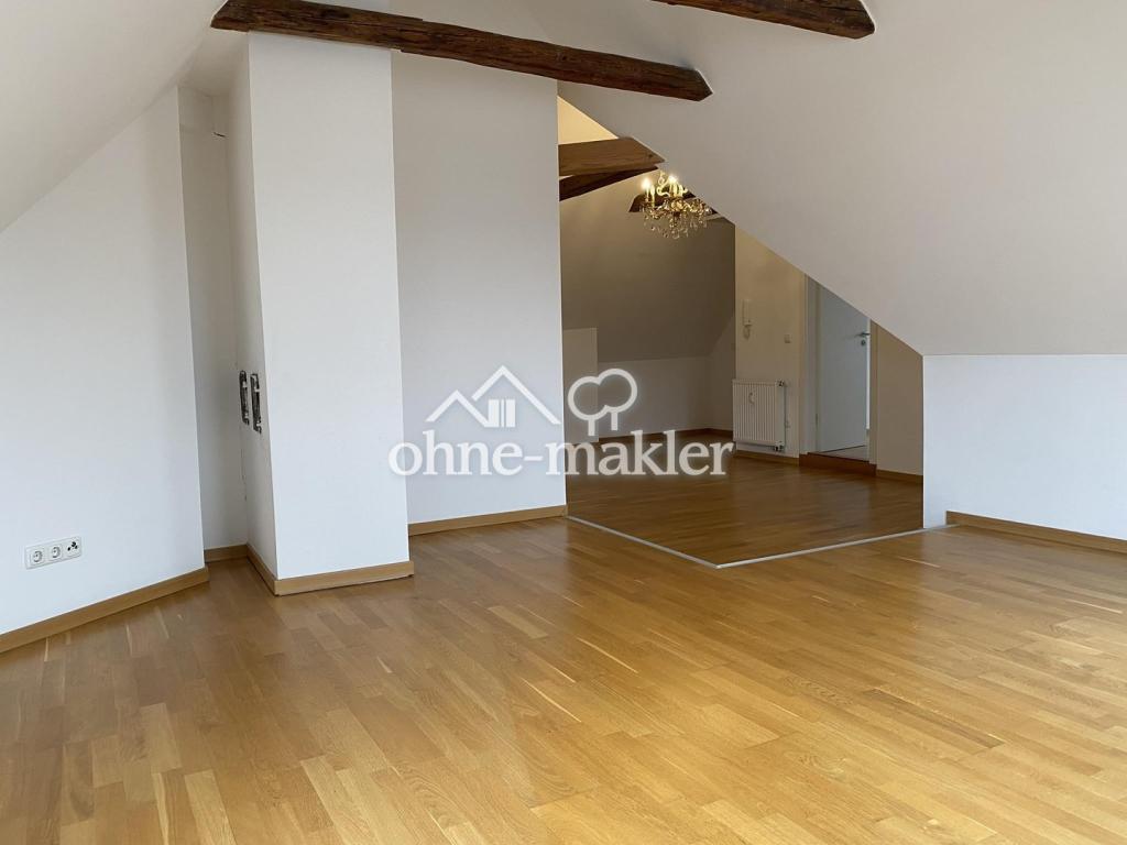 Helle Dachgeschosswohnung im Stadtzentrum von Kempten - Photo 1