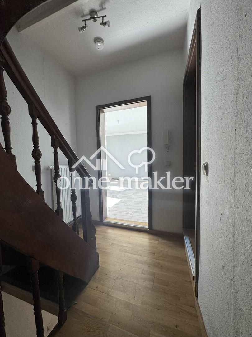 Charmantes Stadthaus in der Innenstadt von Apolda – viel Platz zum Leben und Wohlfühlen - Foto 4