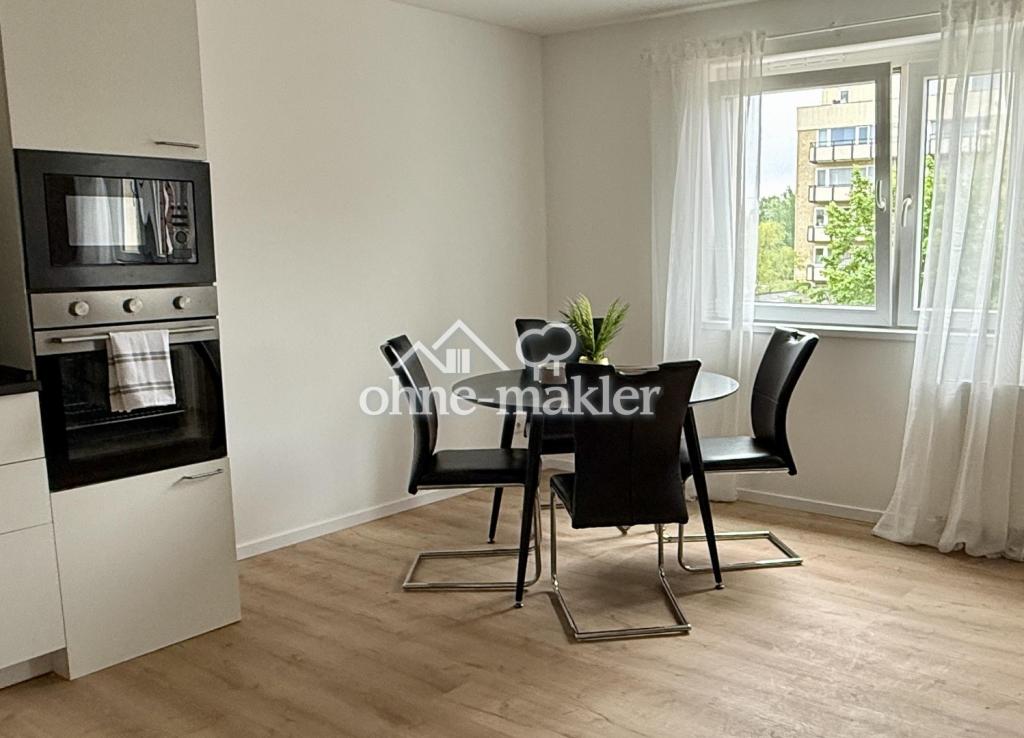 Erstbezug nach Sanierung – Stilvoll möblierte 2-Zimmer-Wohnung in zentraler Lage (befristet) - Photo 1