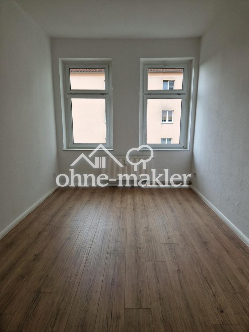 Schöne 2-Zimmer-Wohnung mit moderner Einbauküche - Stellplatz optional in Engelsdorf - Photo 4