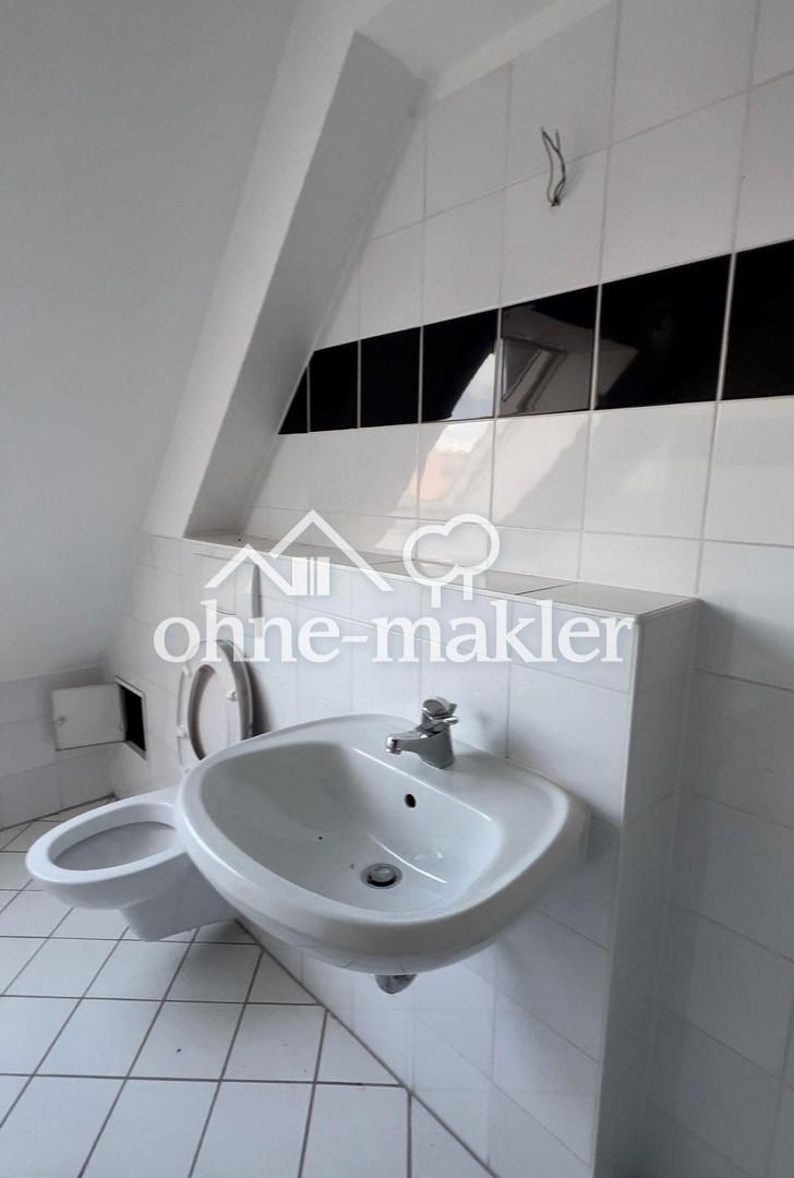 Gemütliche 3- Zimmer Dachgeschosswohnung - Foto 1