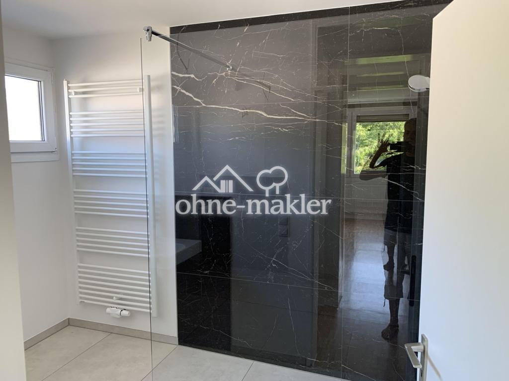 Moderne, helle 3 Zi-Whg Wohnung mit hochwertiger Einbauküche und großem Balkon in Esslingen - Foto 3