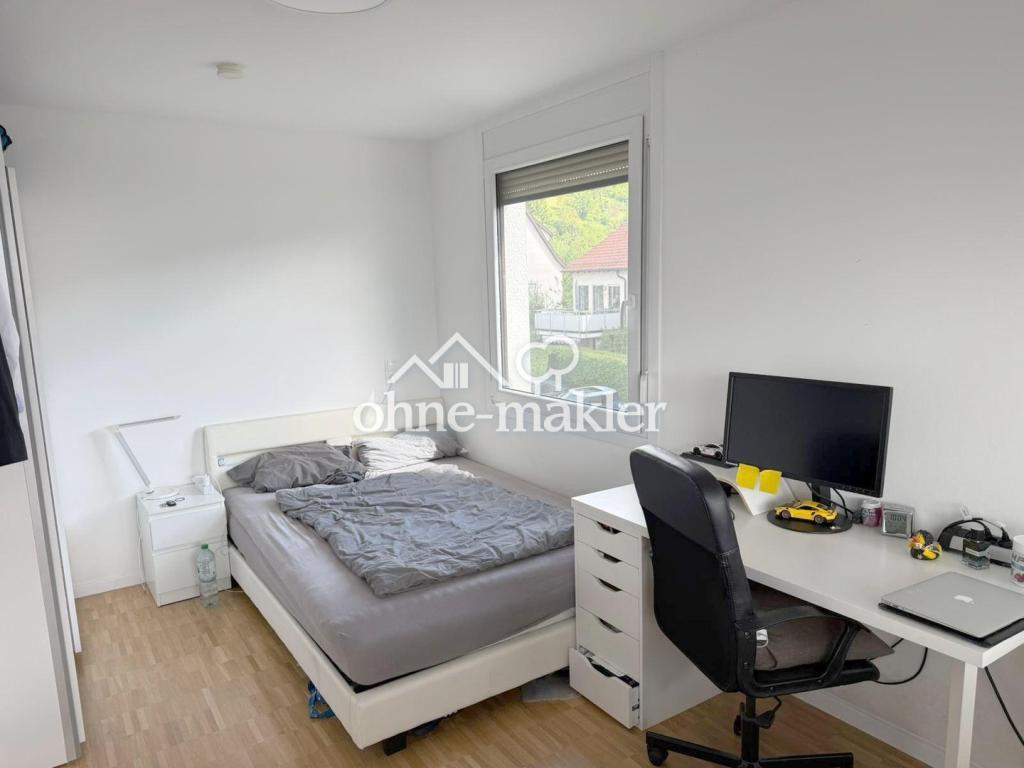 Moderne, helle 3 Zi-Whg Wohnung mit hochwertiger Einbauküche und großem Balkon in Esslingen - Photo 4