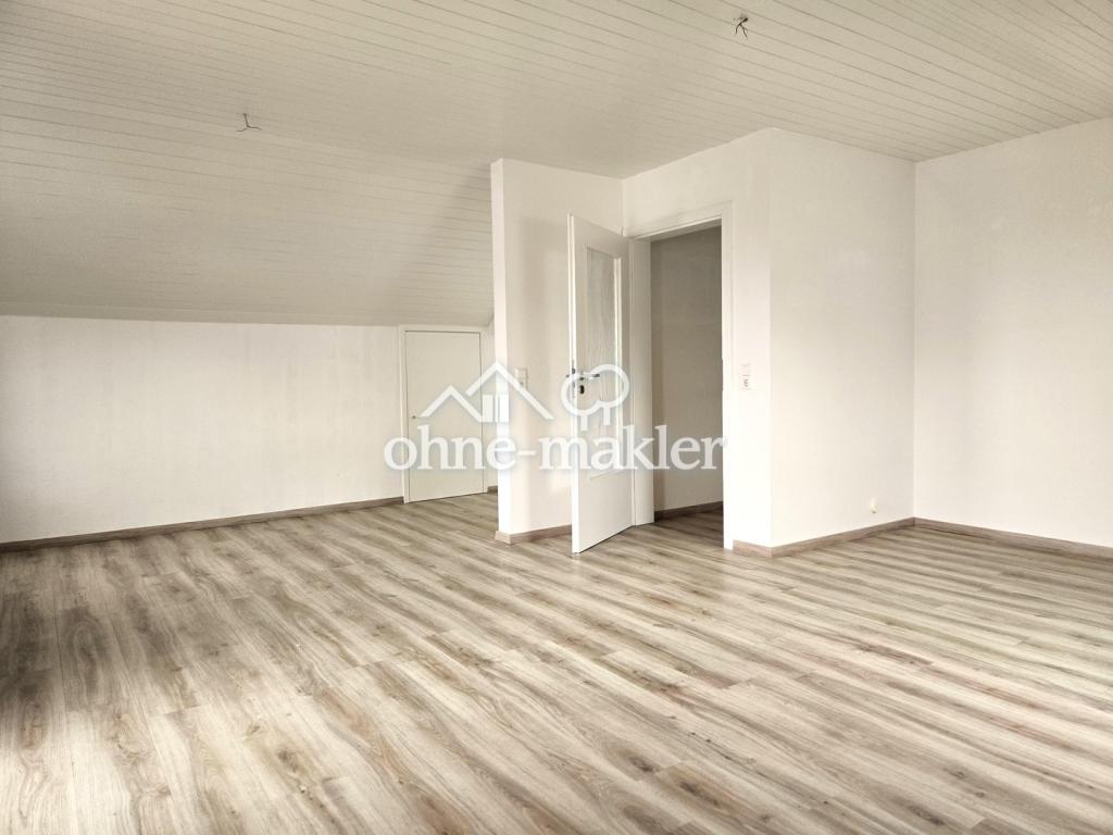 Schöne, helle DG-Wohnung mit großem Balkon - Photo 5