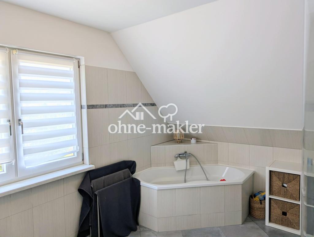 gepflegtes Einfamilienhaus in ruhiger und familienfreundlicher Lage - Foto 1