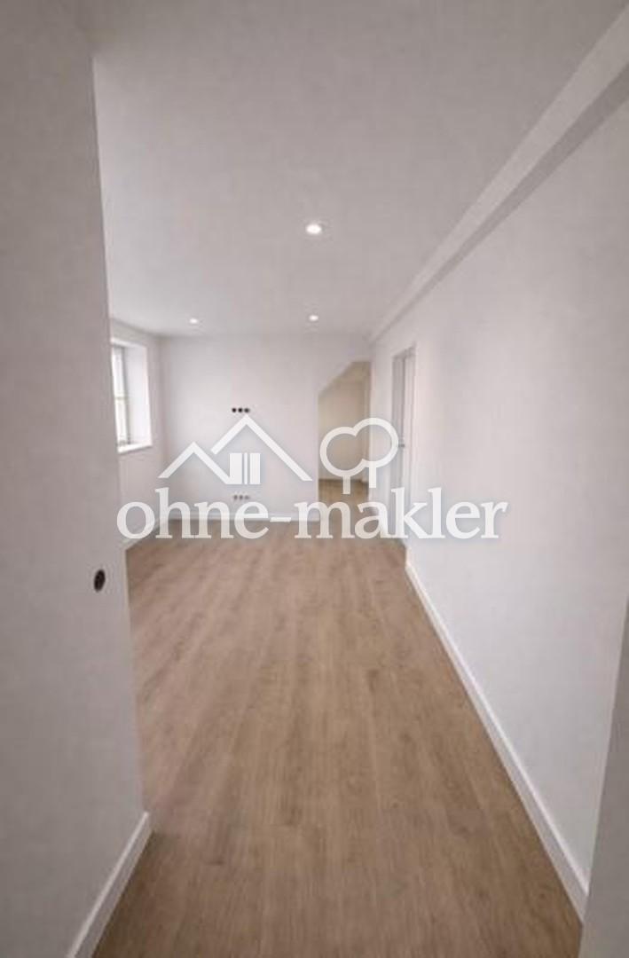 Erstbezug - Kernsanierte 2-Zimmer-DG-Wohnung mit Fernblick - Photo 1