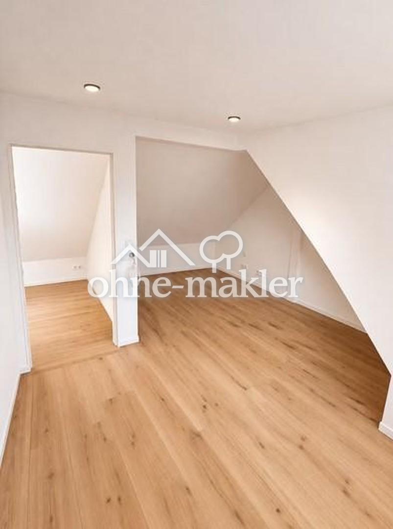 Erstbezug - Kernsanierte 2-Zimmer-DG-Wohnung mit Fernblick - Photo 4