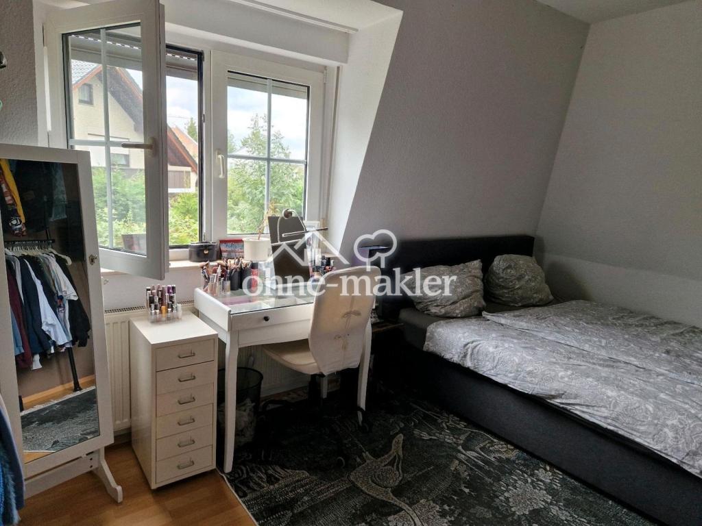 Idyllische Dachgeschoss Wohnung in ruhiger Lage (3-ZKB) - Foto 4