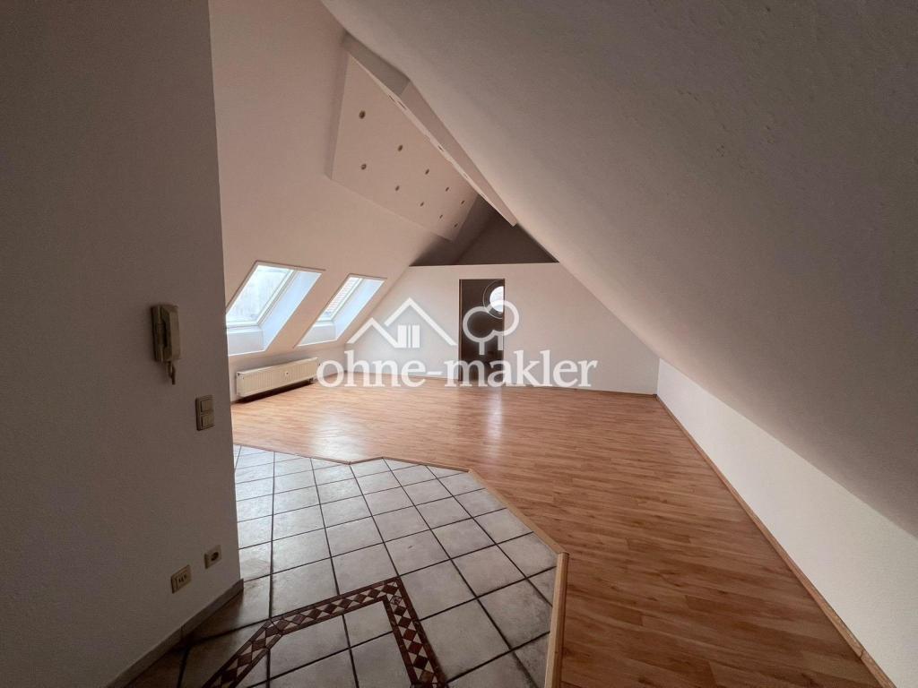 Moderne DG-Wohnung in der historische Innenstadt - Photo 5