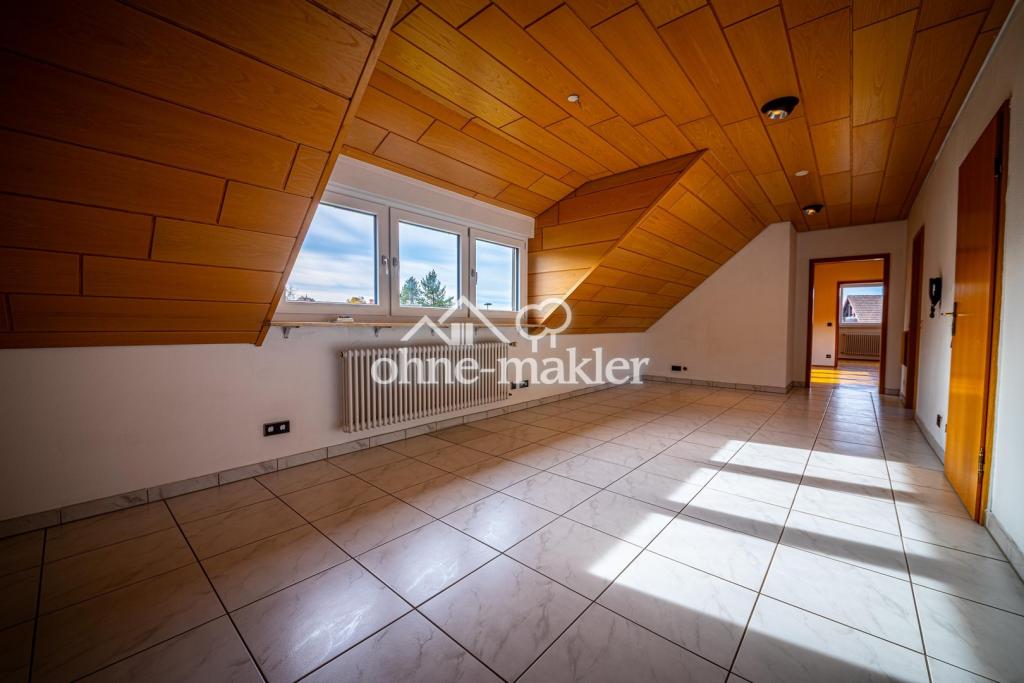 Lichtdurchflutete 3,5 Zimmerwohnung DG, in Varnhalt, mit Gartenanteil - Foto 5