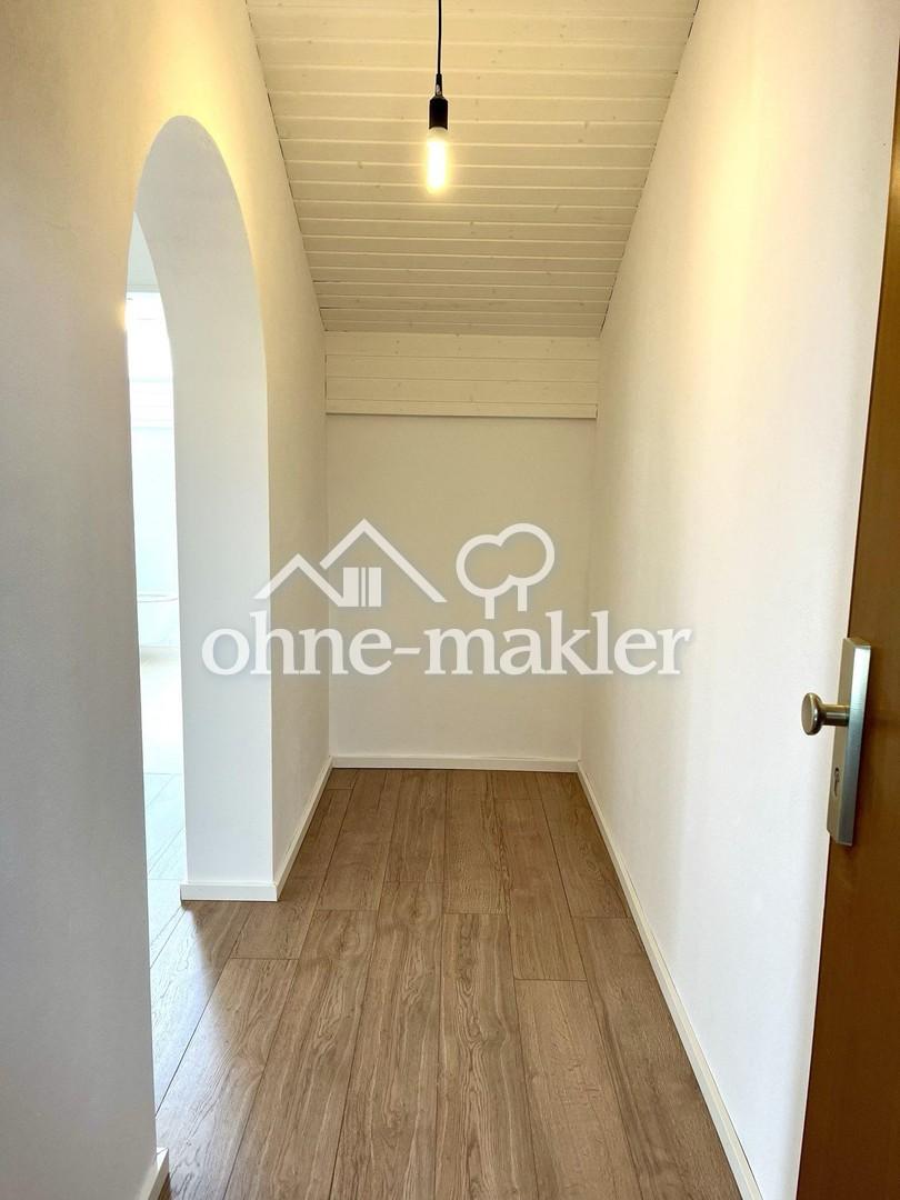 64qm Dachgeschoßwohnung mit Bergblick - Erstbezug nach Sanierung - Photo 3
