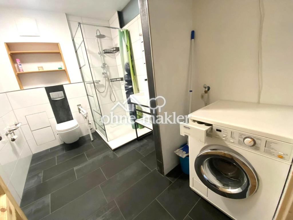 Hochwertige 2-Zimmer-Wohnung mit Balkon, Aufzug, neuer Küche - Foto 1