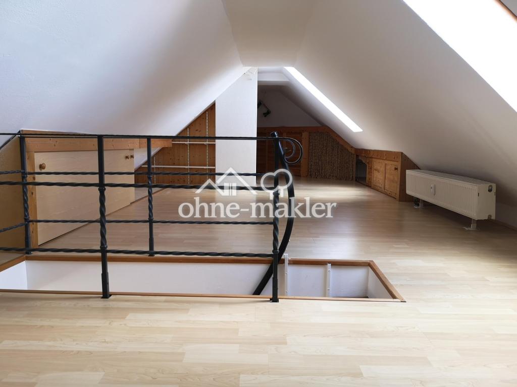 Helle und gepflegte 3-Zimmer-DG-Wohnung mit EBK und zusätzlich ausgebautem Speicher - Foto 1