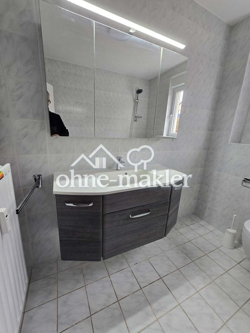 Helle 2 Zimmer Wohnung mit EBK, eigenem Garten mit Terrasse und Westausrichtung - Foto 1