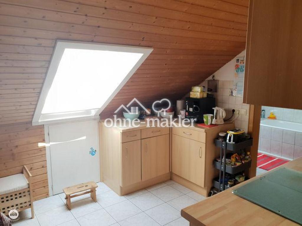 Gepflegte 3-Zimmer-Wohnung mit Stellplatz und Einbauküche in ruhiger Wohnlage - Photo 4
