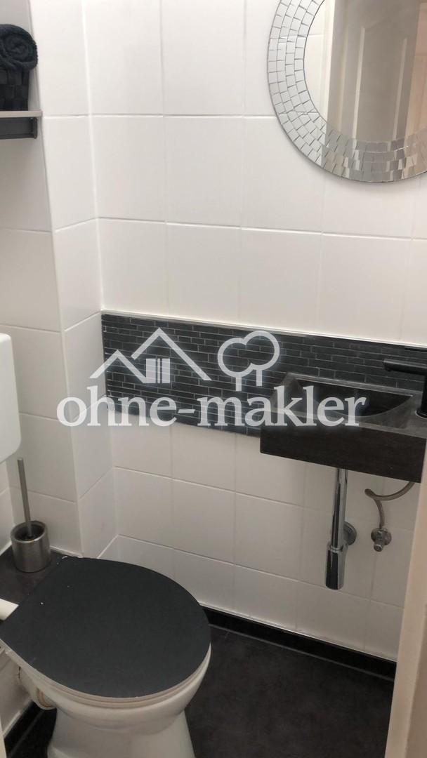 93 qm, EG, 3 Zimmer, Loggia, Küche, Diele, Bad, sep. WC, Keller, Südlage, hell freundlich - Foto 4