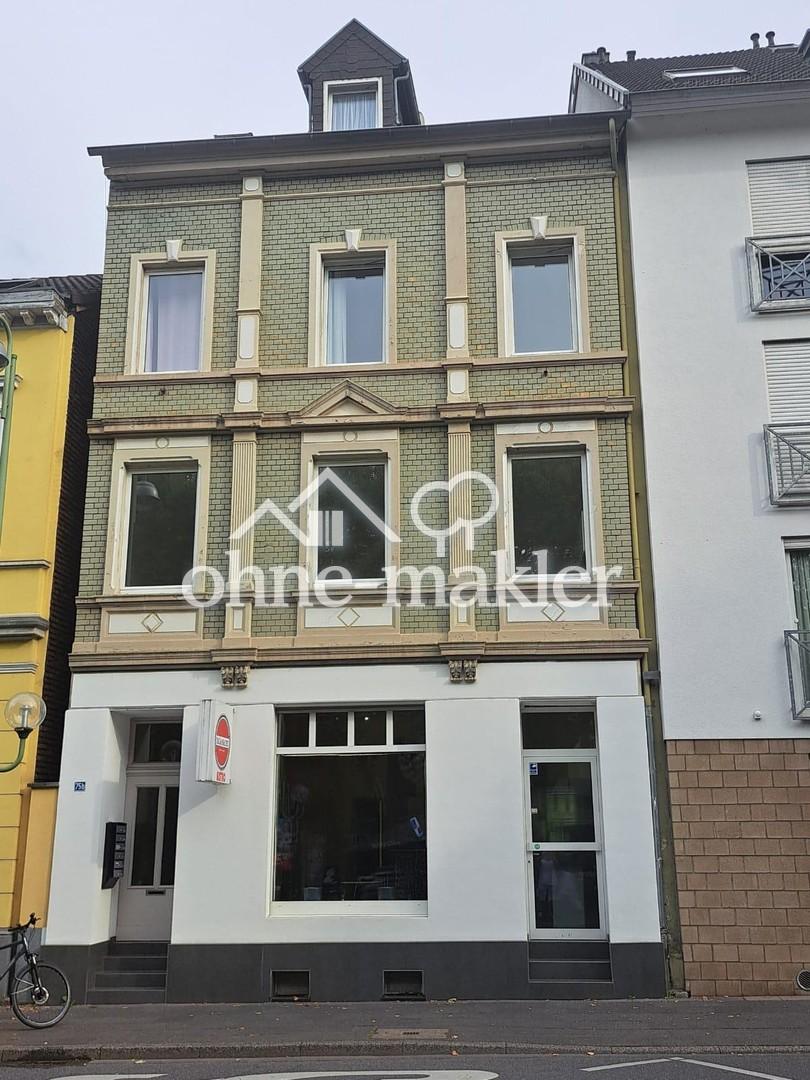 frisch sanierte, exklusive 2-Zimmer-Wohnung mit Einbauküche und geh. Innenausstattung - Photo 1