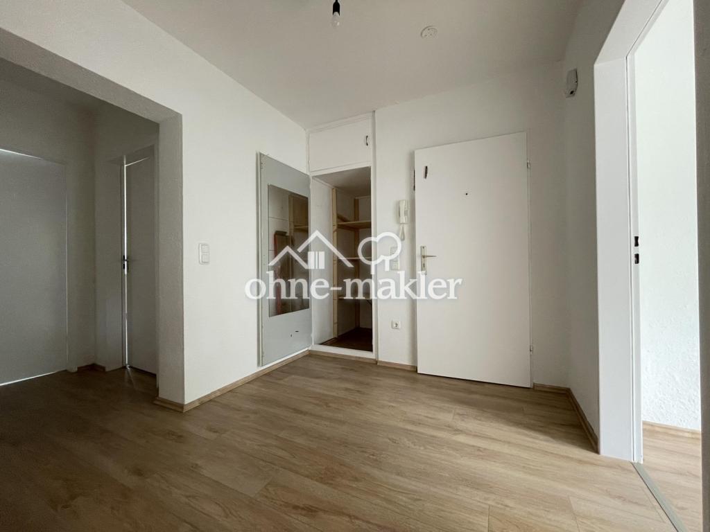 Frisch renovierte 3-Zimmer-Dachgeschosswohnung, frei ab sofort - Foto 2