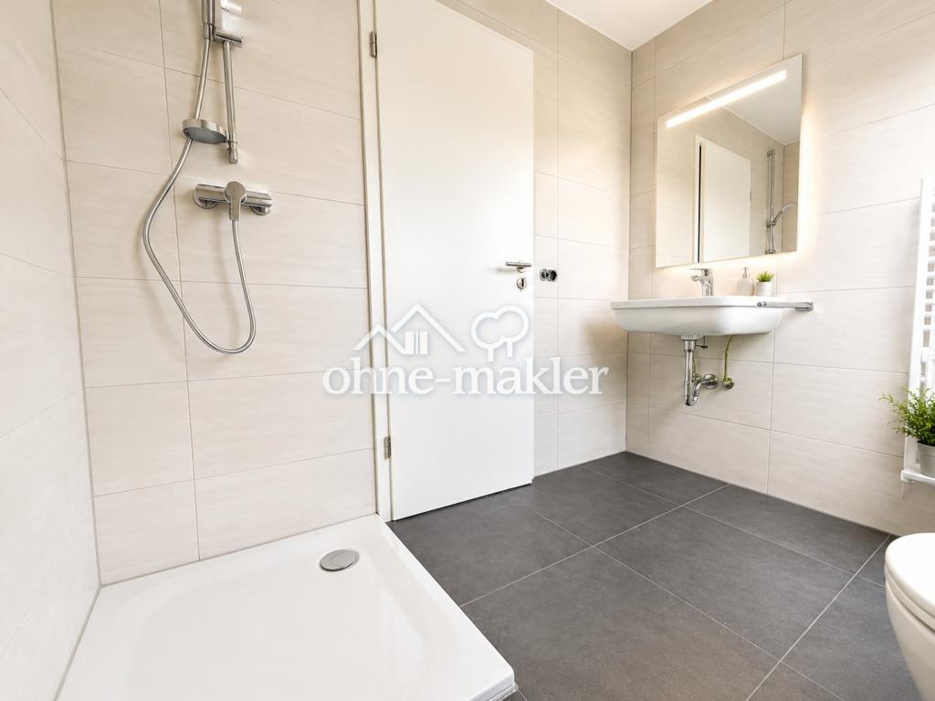Geschmackvolle 3-Raum-Wohnung mit großem Balkon - Photo 1