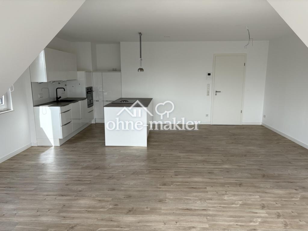 Hochwertige Dachgeschosswohnung mit besonderem Komfort - Aufzug direkt in die Wohnung - Photo 1