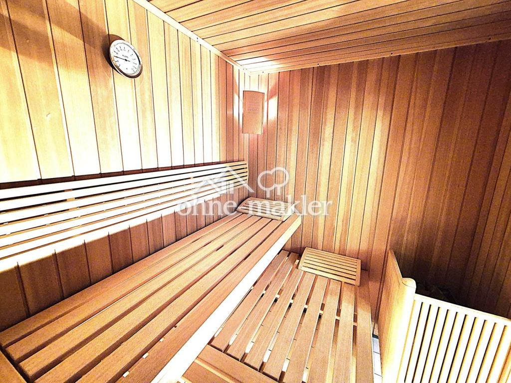 Außergewöhnliches schönes Haus mit großem Garten, Garage, EBK und Sauna. - Foto 4