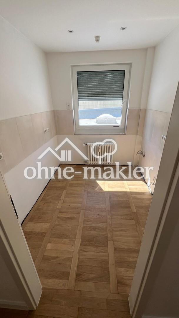 Bonn-Beuel, helle 2-Zimmer-Wohnung mit Balkon - Erstbezug nach Sanierung - Photo 2