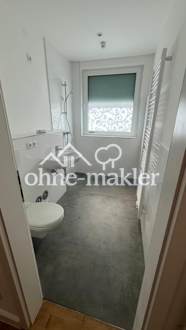 Bonn-Beuel, helle 2-Zimmer-Wohnung mit Balkon - Erstbezug nach Sanierung - Photo 3
