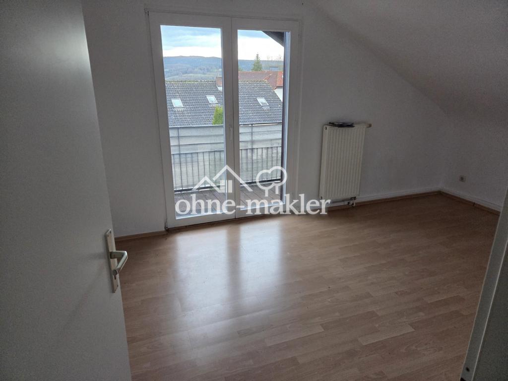 Helle lichtdurchflutete 3-Zimmer-Dachgeschosswohnung in ruhiger Lage - Photo 3
