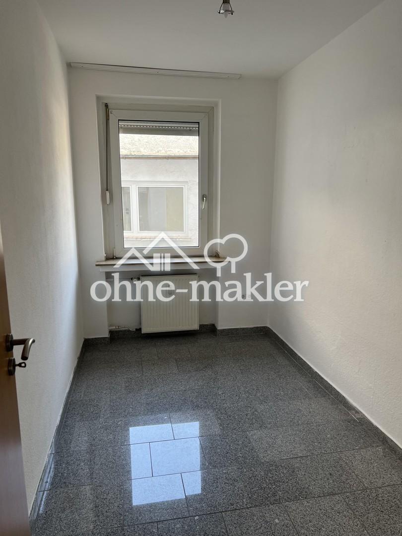 🏡 Moderne 4-Zimmer-Wohnung mit Terrasse & neuer Einbauküche – ideal für Familien mit 2–4 Personen - Foto 1