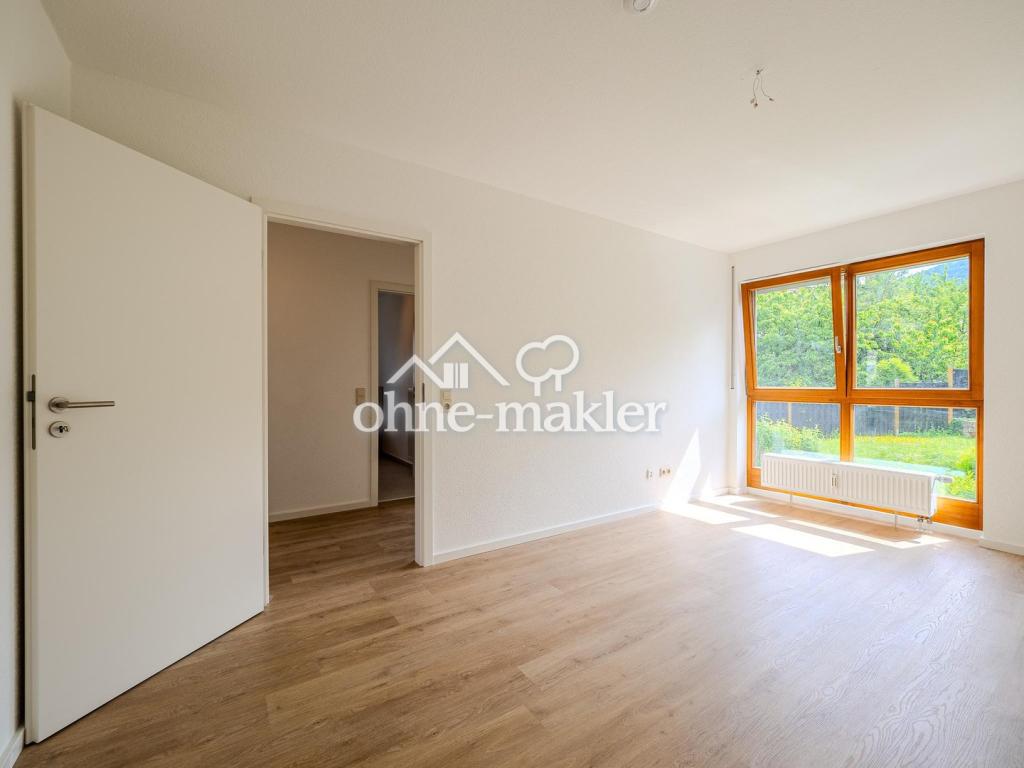 Frisch sanierte 3-Zi-Whg mit großem Privatgarten, Balkon & Burgblick in zentraler Lage - Foto 2