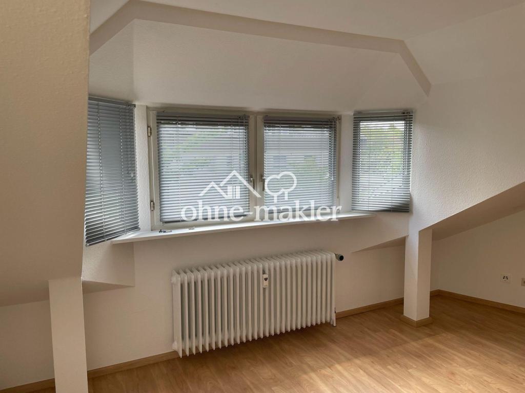 Helle, großzügige 4,5-Zi.-Dachgeschosswohnung – frisch modernisiert, neue Küche! - Foto 4