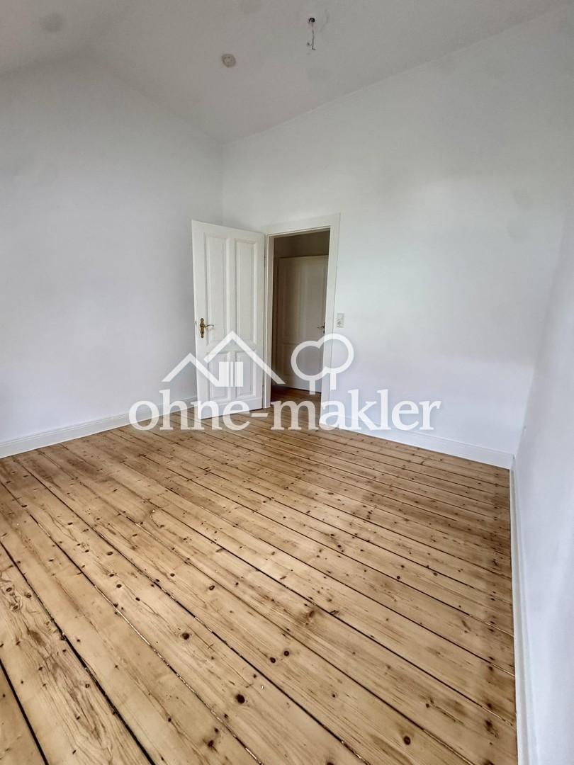 Stylische 4‑Zi.-DG-Wohnung mit Terrasse | kernsaniert | EBK | ideal für WG/Familie/Paar - Foto 1