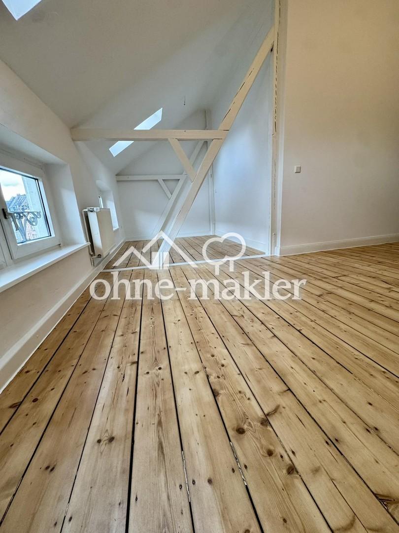 Stylische 4‑Zi.-DG-Wohnung mit Terrasse | kernsaniert | EBK | ideal für WG/Familie/Paar - Foto 4