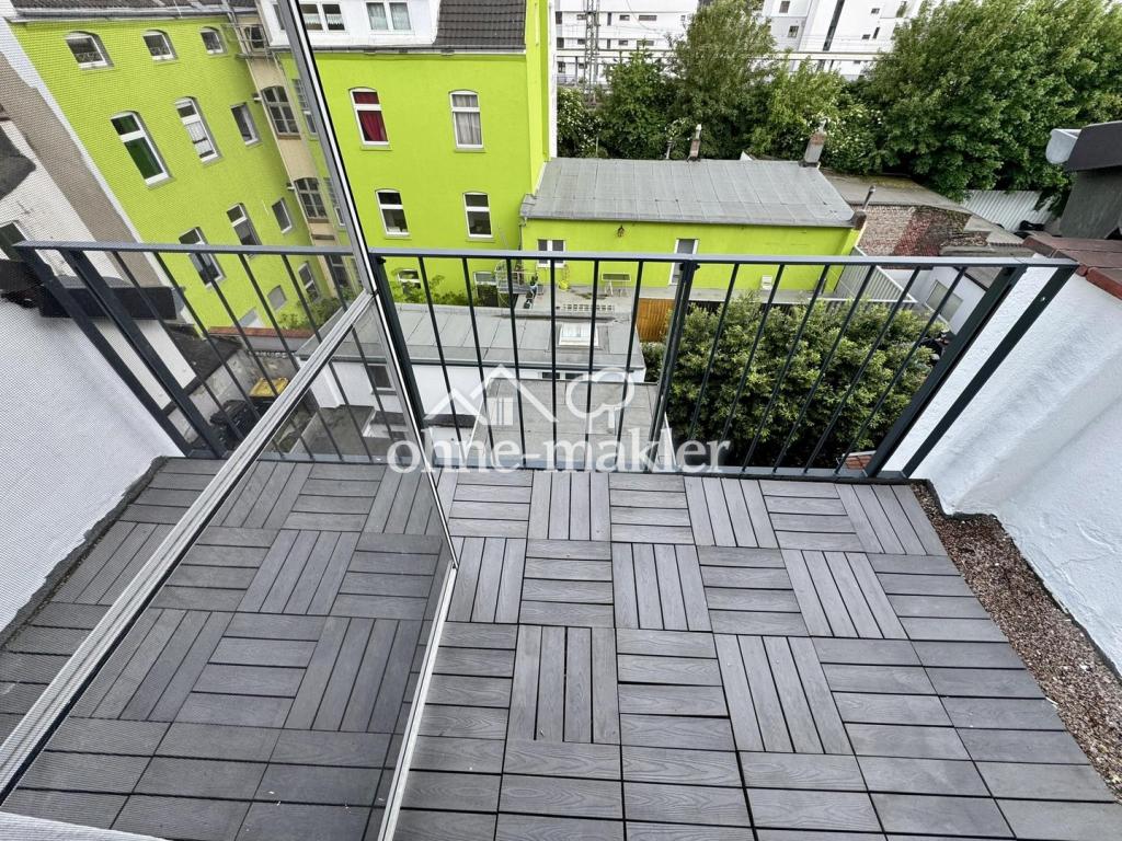 Stylische 4‑Zi.-DG-Wohnung mit Terrasse | kernsaniert | EBK | ideal für WG/Familie/Paar - Foto 5