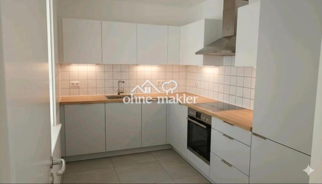 Renovierte 2 Zimmer Wohnung mit Balkon, EBK und optionalem Stellplatz - Photo 2