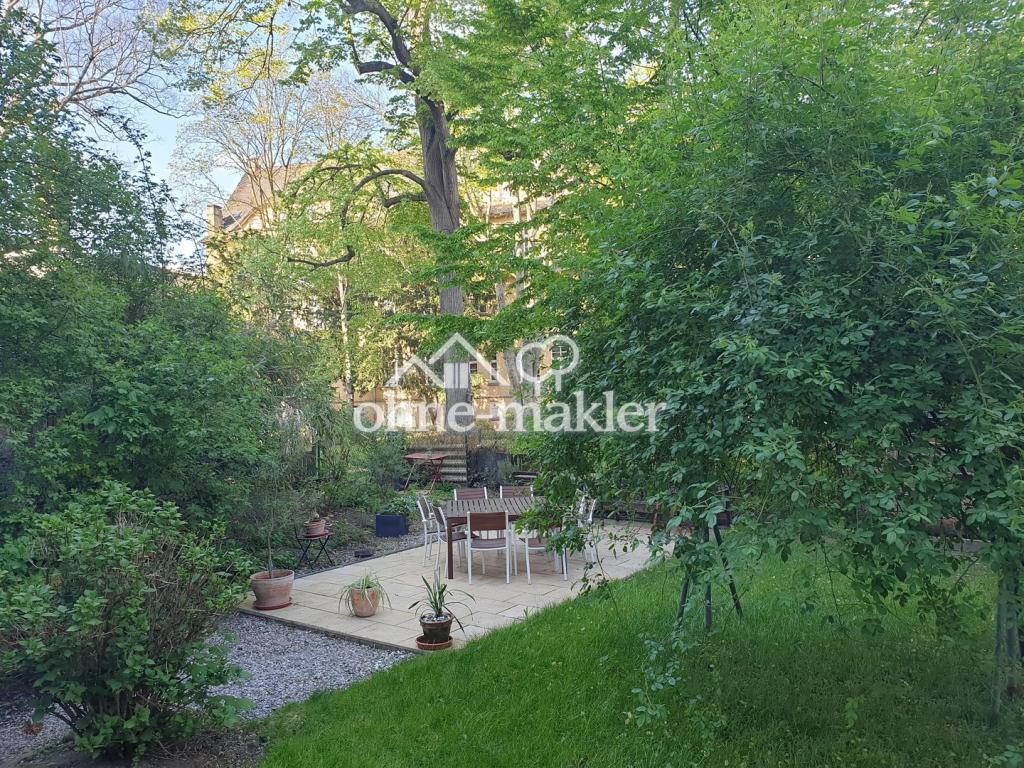 Helle 3,5-Zimmer-Dachetage mit Kochinsel und Gartennutzung - Foto 4