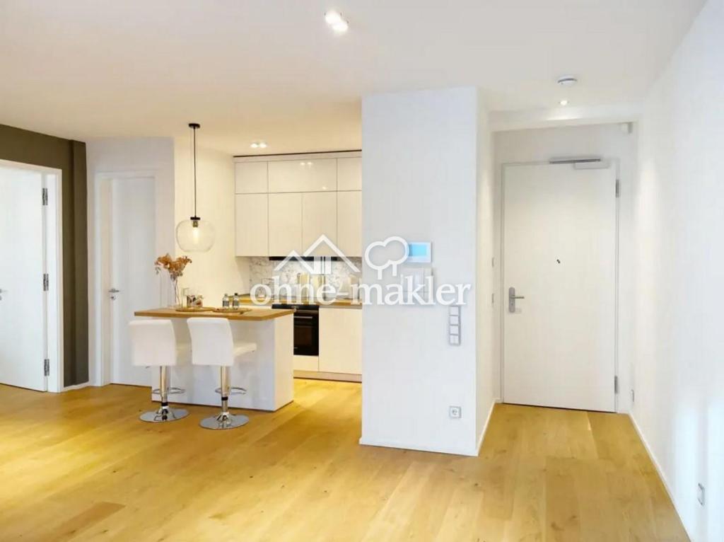 Helle und geräumige 2-Zimmer-Wohnung mit Balkon - Foto 4