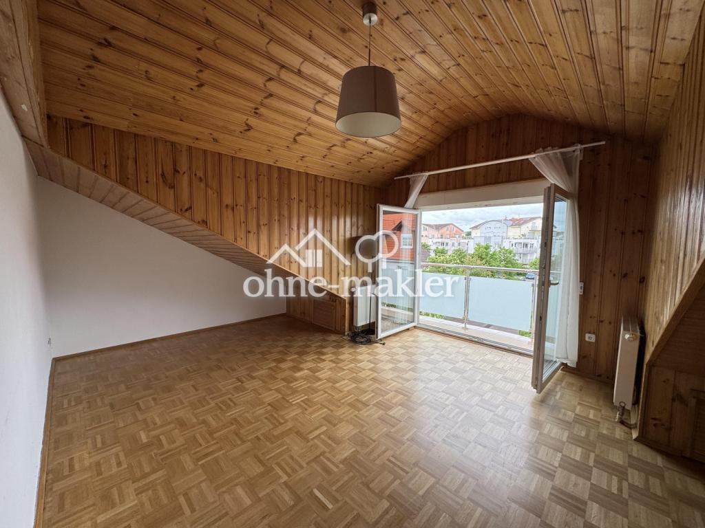 Gemütliche 3-Zimmer-Dachgeschosswohnung mit besonderem Charme in ruhiger Lage - Photo 2
