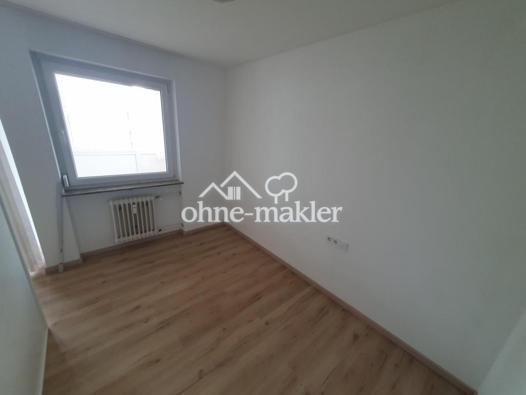 Erstbezug nach Renovierung einer schicken 1,5 Zimmer-Wohnung - Foto 2
