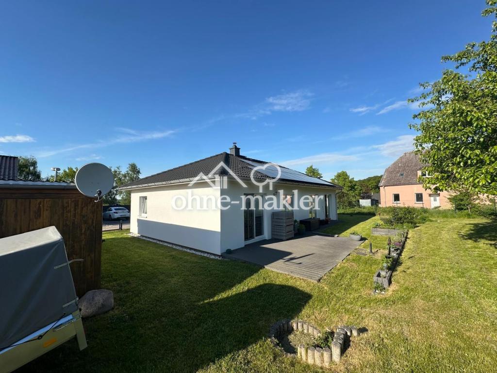 Bungalow | niedrige Betriebskosten | PV-Anlage · Wallbox · große Terrasse - Photo 1