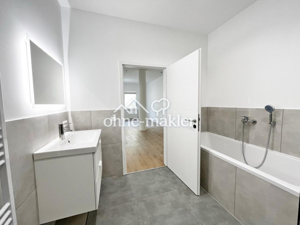 Hochwertiges Wellness-Bad - Komplett Saniert - Zentrale Lage in Ilsfeld - Inkl. EBK & Stellplatz - Foto 1