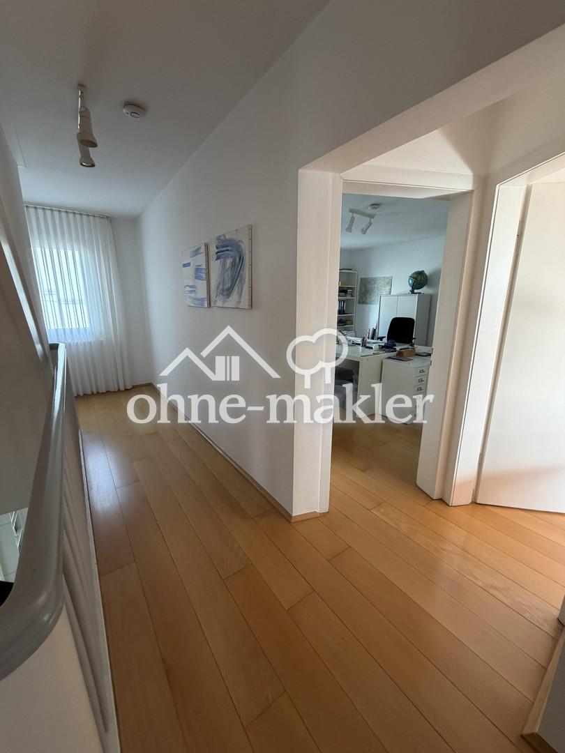 220 m², 8 Zimmer, Dachterrasse – Stadthaus mit eigenem Eingang, Witten-Innenstadt - Photo 2