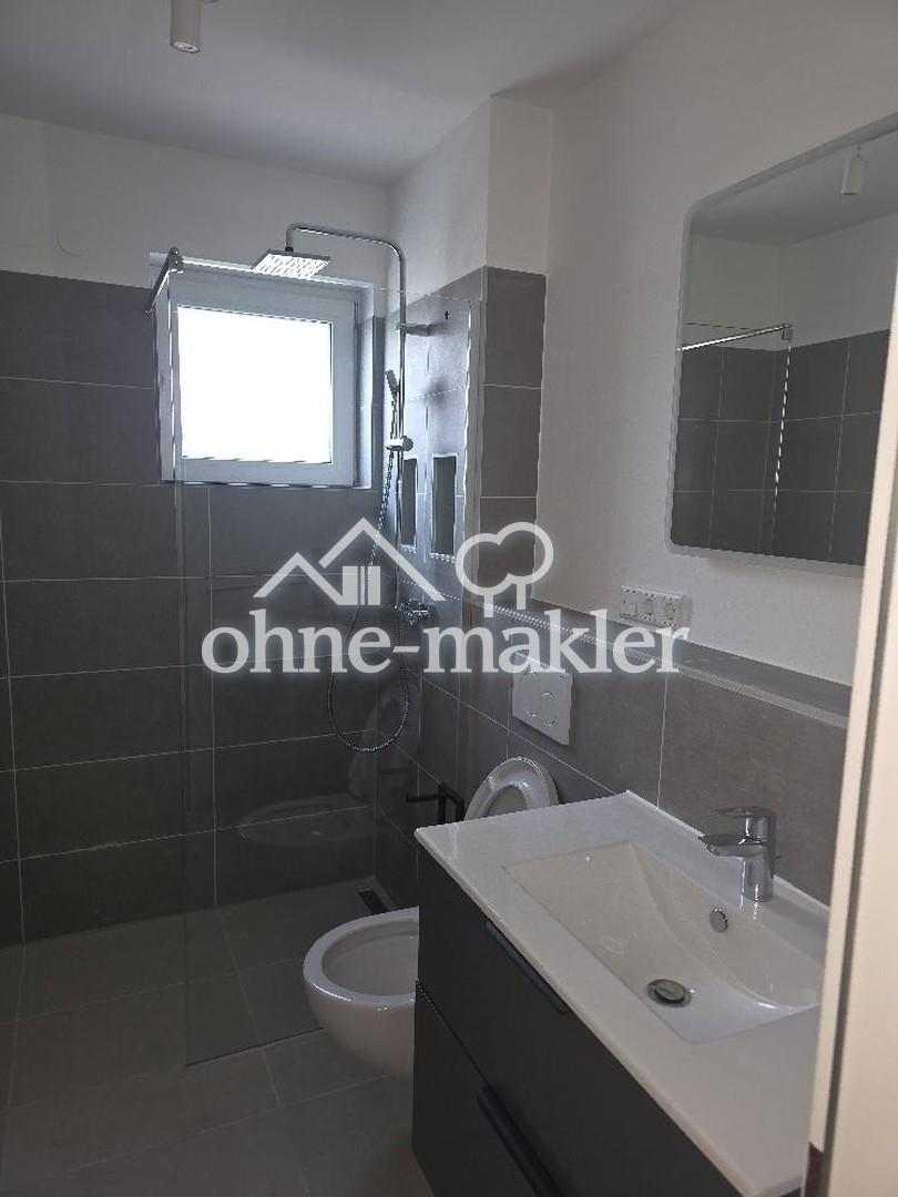 Zentral & Gemütlich: Attraktive 5-Zimmer-Wohnung in Eschborn - Photo 1