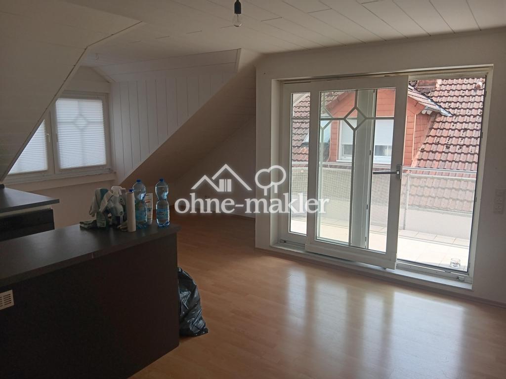 ruhig gelegene 3-Zi.-WG. mit Balkon, direkt am Waldrand - Foto 2
