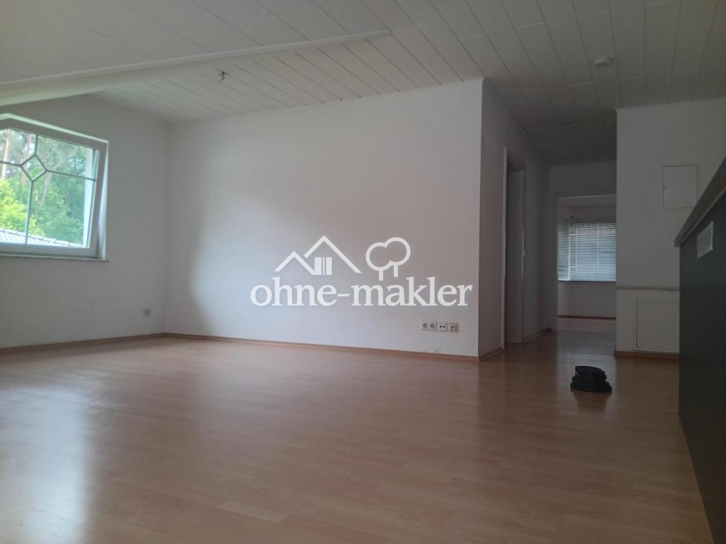 ruhig gelegene 3-Zi.-WG. mit Balkon, direkt am Waldrand - Photo 1