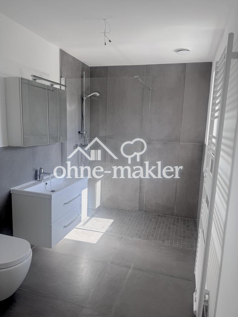 Energetisch sanierte 106 qm 4 ZKB Wohnung direkt Herborn Zentrum zu vermieten ! - Photo 3